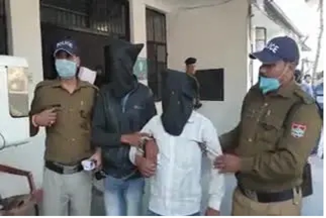  नवविवाहिता की हत्या के मामले में पुलिस ने मृतका के भाई और पिता को किया गिरफ्तार
