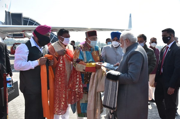  सतपाल महाराज ने की मोदी से मुलाकात