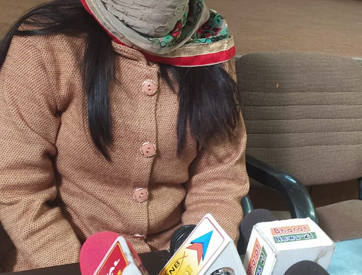  महिला ने बाबा, प्रॉपर्टी डीलर और बैंक मैनेजर पर लगाया दुराचार करने का आरोप