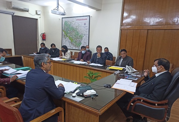  जमीन फ्रॉड के मामलों में किसी तरह की लापरवाही ना बरती जाएः मंडलायुक्त