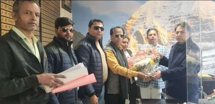  पत्रकार संगठन मीडिया राईट ने की सूचना एवं लोक सम्पर्क विभाग के महानिदेशक रणवीर सिंह चैहान से की शिष्टाचार भेंट