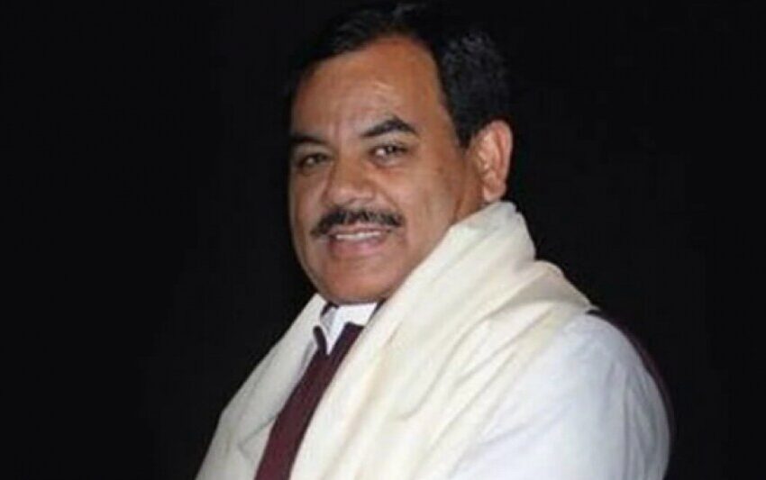  हरक सिंह ने दिया कैबिनेट पद से इस्तीफा