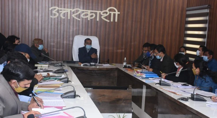  दिव्यांग व गर्भवती महिला मतदाताओं को वोट डालने के लिए मिलेगी डोली की सुविधा