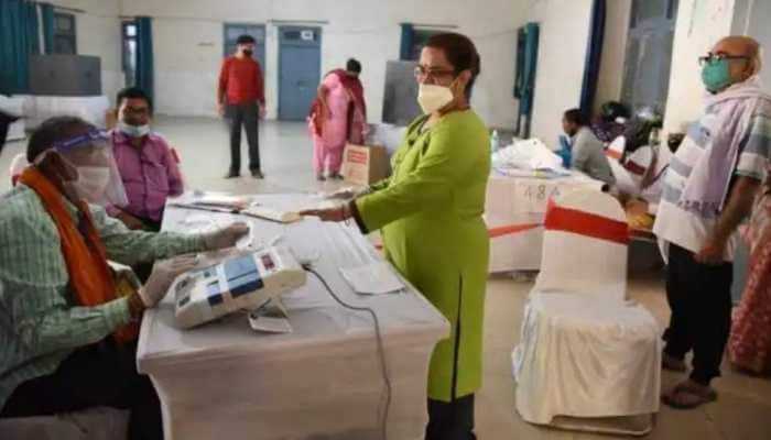  शहरी इलाकों में लोगों को बूथ तक लाना ज्यादा मुश्किल काम