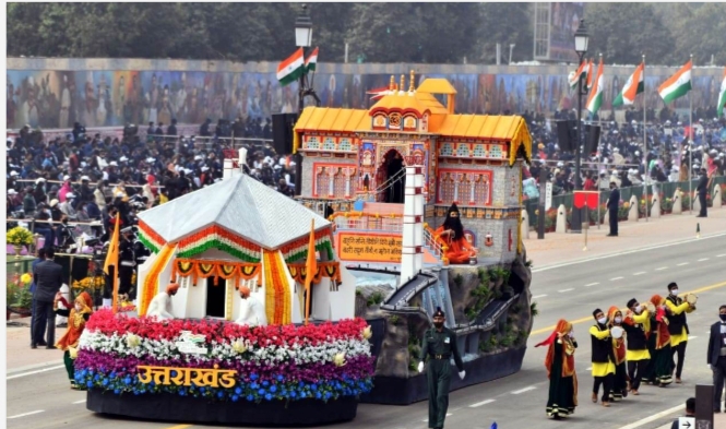  राजपथ पर तालियों की गड़गड़ाहट से हुआ उत्तराखंड की झांकी का स्वागत