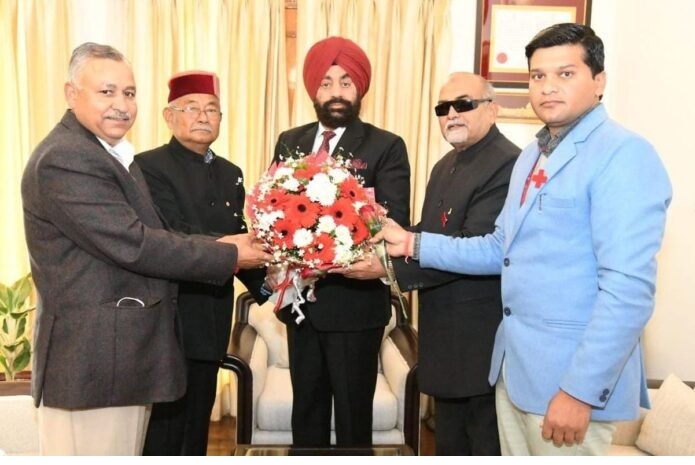  अधिक से अधिक लोग जुड़ें रेडक्रॉस सेः राज्यपाल