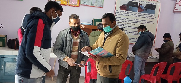  ईवीएम मशीनों की भली-भांती जांच करना सुनिश्चित करेंः डीएम