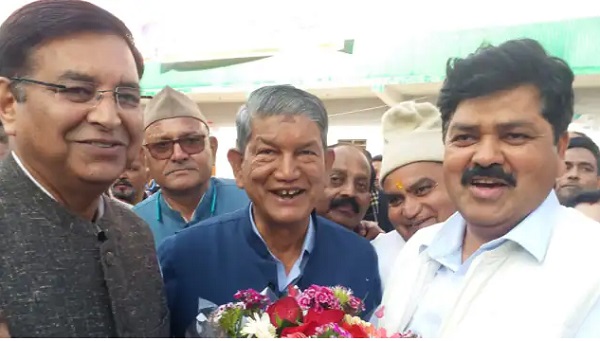  कांग्रेस की सरकार बनने पर सोनिया गांधी ही सीएम का चयन करेंगीः हरीश रावत