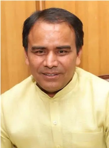  मैं सीएम की दौड़ में शामिल नहींःधन सिंह रावत