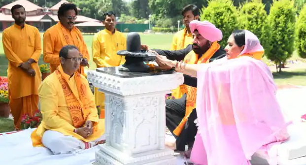  राजभवन परिसर में राजप्रज्ञेश्वर महादेव शिवलिंग की हुई प्राणप्रतिष्ठा