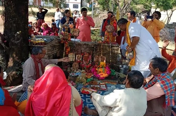  बाबा केदारनाथ के दर पर स्थानीय वाद्य यंत्रों और बाबा केदार की डोली के साथ पहुंचाई जाएगी तेल कलश यात्रा, तीन गांव के ग्रामीण लेंगे भाग