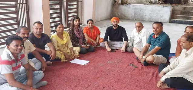  ग्रामीणों की बैठक में साहिया में पुलिस चैकी खोलने की मांग