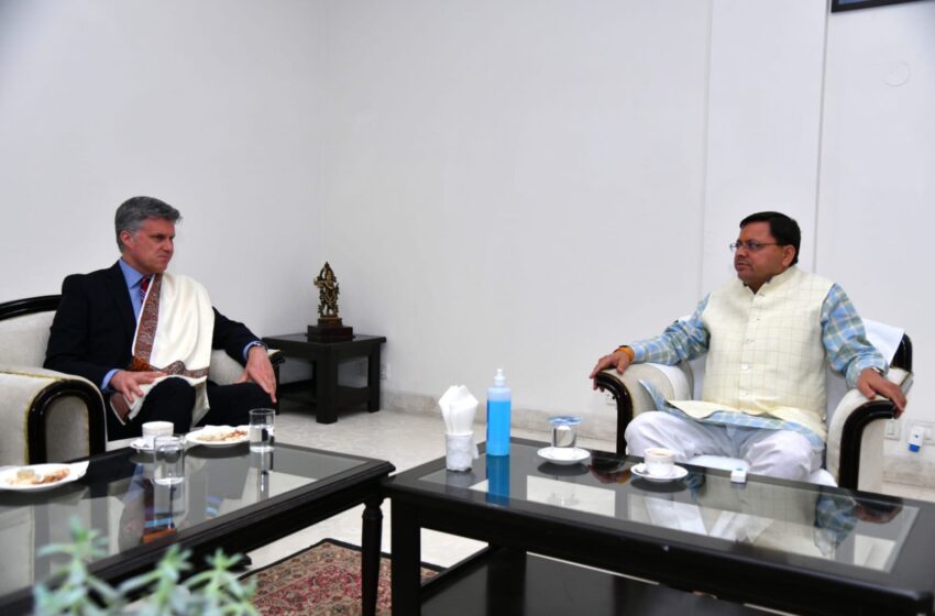  मुख्यमंत्री से कनाडा के उच्चायुक्त ने की भेंट।