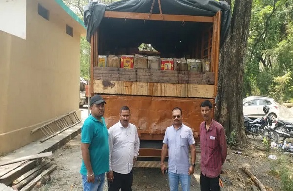  एसओजी टीम ने लीसे से भरा ट्रक पकड़ा, एक आरोपी गिरफ्तार