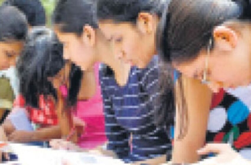  छात्राओं का उत्तीर्ण प्रतिशत छात्रों से अधिक रहा
