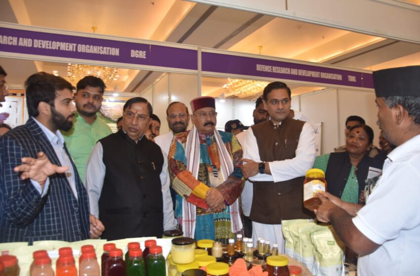  प्रदर्शनी इसका प्रमाण है कि हमारा देश प्रधानमंत्री मोदी के नेतृत्व में आगे बढ़ रहा हैः महाराज