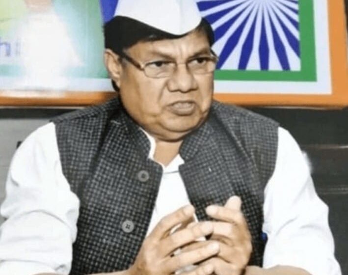  कांग्रेस मुख्यालय घेरने व नेशनल हेराल्ड को सील किए जाने की धीरेंद्र प्रताप ने की कड़ी निंदा