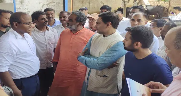  पशुपालन मंत्री ने सुनीं पशुपालकों की समस्याएं