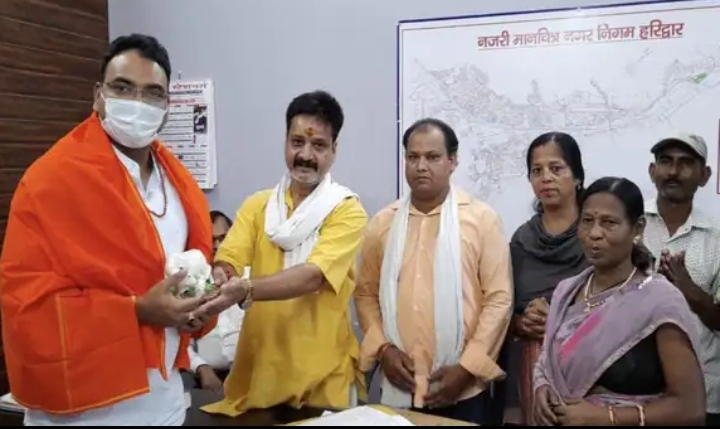  मुख्य नगर आयुक्त दयानंद सरस्वती को सम्मानित किया गया