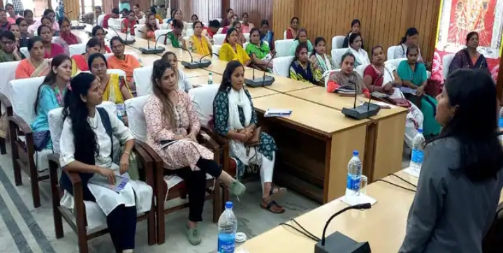  विधिक जागरूकता शिविर आयोजित, कानूनी जानकारी दीें