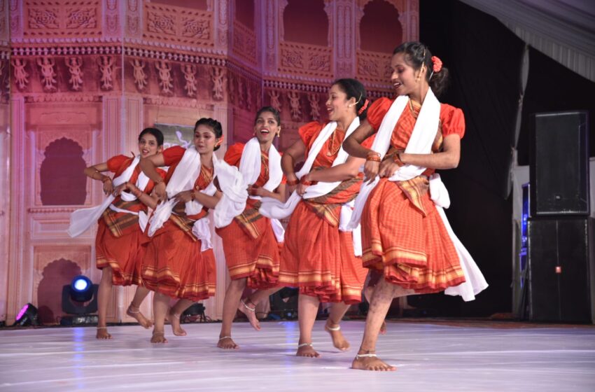 विरासत में गोवा जनजाति के कुनबी और ओवियो लोक नृत्य कि रही धूम