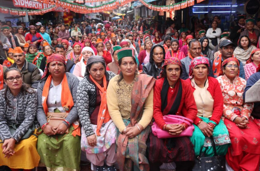  हिमाचल में भाजपा प्रत्याशियों के पक्ष में महाराज की ताबडतोड़ चुनावी सभायें