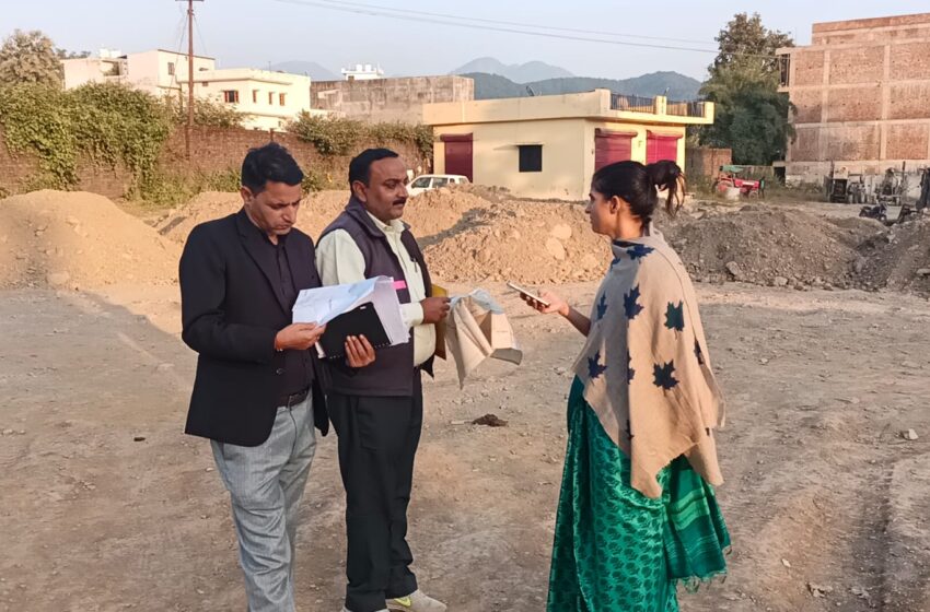  जिलाधिकारी श्रीमती सोनिका ने आज ब्रह्मवाला सहस्त्रधारा रोड एवं सेंधवाली धोरण का निरीक्षण किया।