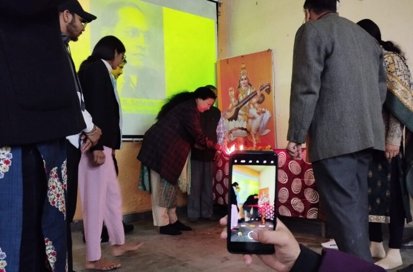  देहरादून के सभागार में 26 नवंबर 2022 को संविधान दिवस कार्यक्रम का आयोजन किया गया