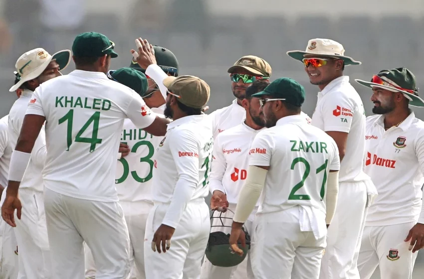  भारत और बांग्लादेश के बीच दूसरा टेस्ट मुकाबला ढाका में खेला जा रहा है।