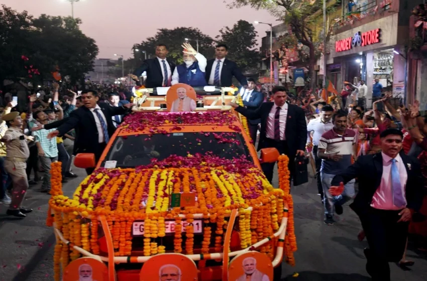  गुजरात में एकतरफा मोदी लहर