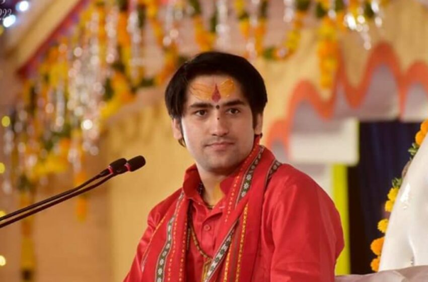  बीजेपी के फायरब्रांड नेता गिरिराज सिंह ने बागेश्वर धाम के संत धीरेंद्र शास्त्री का समर्थन करते हुए कहा कि भारत के सनातन धर्म के महापुरुषों में ऐसी सामर्थ्य होती है