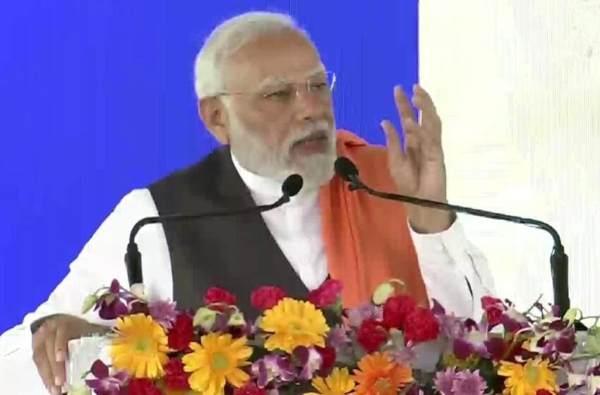  PM मोदी ने कर्नाटक में गिनाए डबल इंजन की सरकार के फायदे, कई प्रोजेक्ट्स का किया उद्घाटन