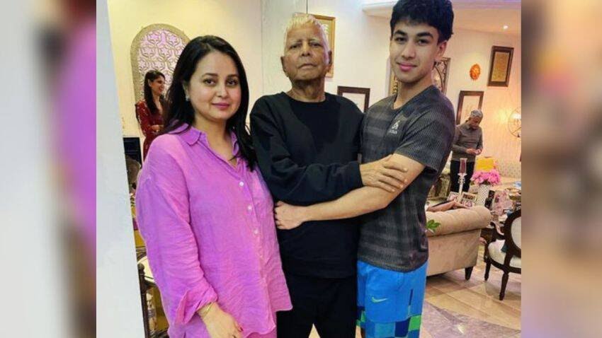  सिंगापुर से आज भारत लौटेंगे लालू यादव, भावुक विदाई पोस्ट में बेटी रोहिणी आचार्य ने लिखा- अब आप लोग पापा का ख्याल रखियेगा