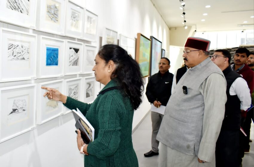  संस्कृति मंत्री महाराज ने किया उत्तरा समकालीन आर्ट गैलरी का औचक निरिक्षण
