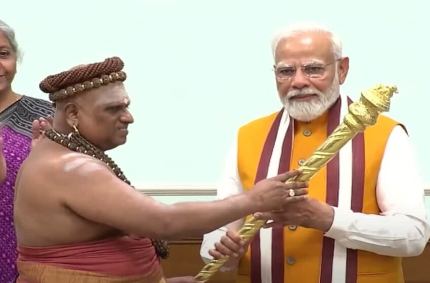  देश को मिला नया संसद भवन, PM मोदी ने किया सेंगोल को साष्टांग प्रणाम; श्रमिकों का भी सम्मान