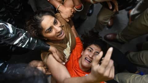  पहलवानों का विरोध: बजरंग पुनिया, साक्षी और विनेश के खिलाफ FIR, दंगा भड़काने समेत इन धाराओं में दर्ज हुआ केस