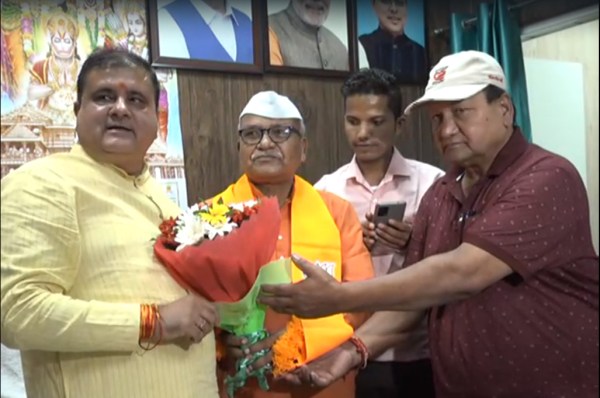  भाजपा में लगातार शामिल हो रहे लोग : महेंद्र भट्ट