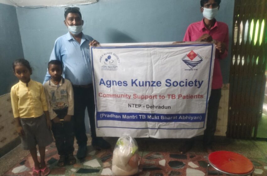  आज एग्नेस कुन्ज़ सोसाइटी होप प्रोजेक्ट द्वार हमेशा कि भांति इस बार भी टीबी रोगियों को राशन वितरित किया।