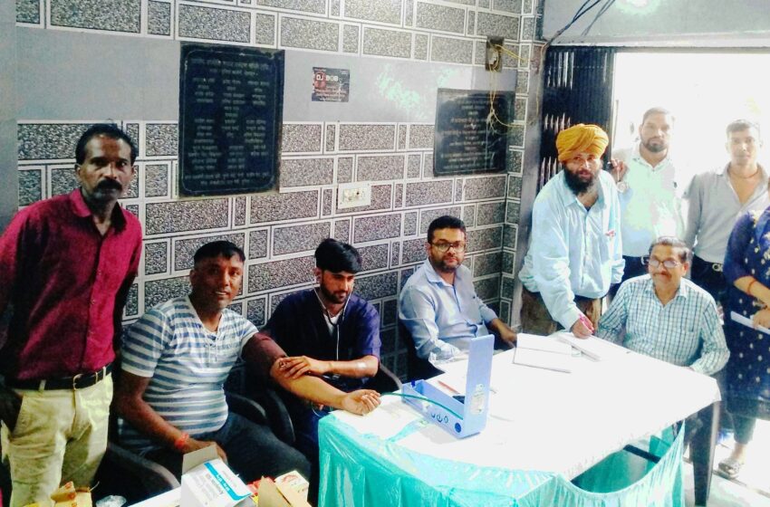  आज चुक्खूवाला इंद्राकालोनी के वाल्मीकि मंदिर धर्मशाला में पेनसिया हॉस्पिटल ने बी.जे.पी करनपुर मण्डल महानगर की मंत्री कोमल गेहलोत एवम सुनील राणा जी के विशेष प्रयास से निशुल्क स्वास्थ्य परामर्श शिविर लगाया