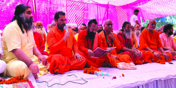  स्वामी हरिदास बने नीलेश्वर महादेव मंदिर के महंत