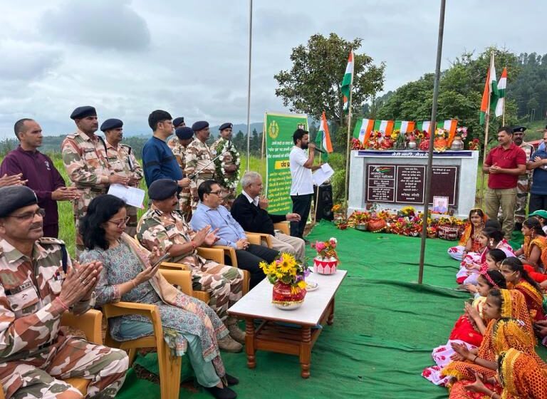 धूमधाम से मनाया जा रहा ‘मेरी माटी मेरा देश’ कार्यक्रम