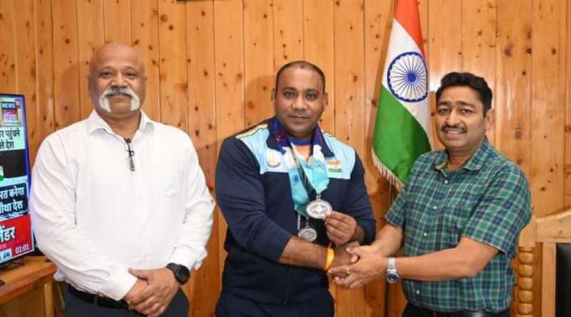  उत्तराखंड पुलिस के जवान ने बढ़ाया देश का मान, कनाडा में जीते दो पदक