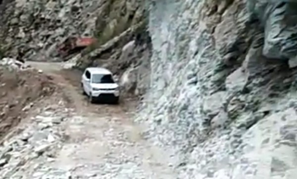  22 दिन बाद खुला देवाल-लोहाजंग-वाण मोटर मार्ग, ग्रामीणों ली राहत की सांस
