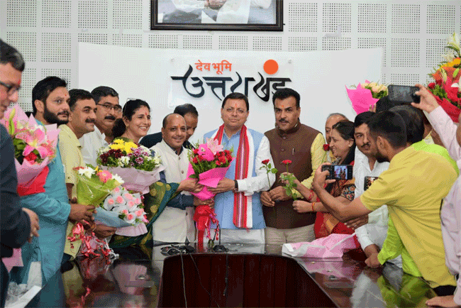  धामी के जन्मदिवस को युवा संकल्प दिवस के रूप में मनाया गया