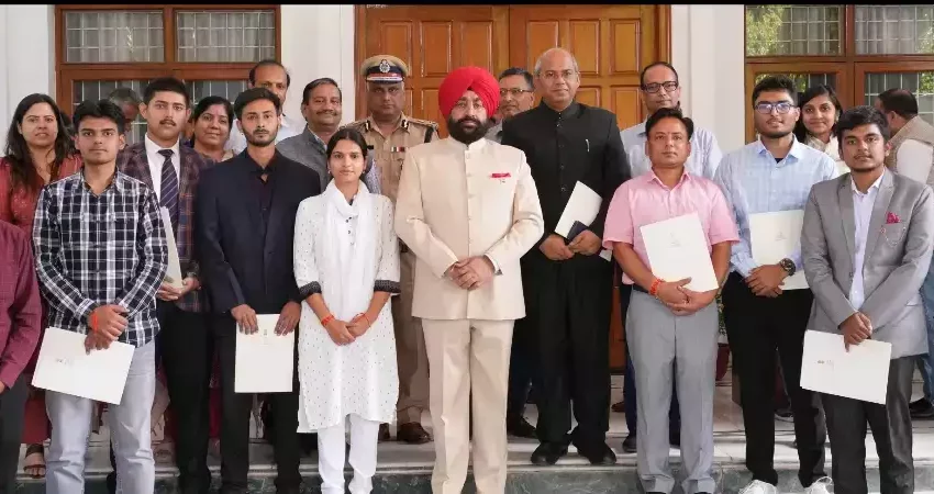  तकनीक को अपनाने से कार्यों में पारदर्शिता और व्यक्ति की जवाबदेही भी बढ़ेगी : राज्यपाल