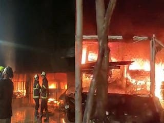  मुंबई में गोरेगांव की इमारत में भीषण आग लगने से सात की मौत, 40 घायल