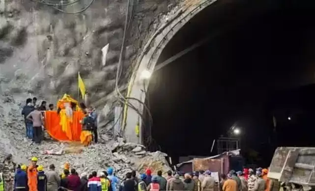  टनल में फंसे श्रमिकों का डॉक्टर रख रहे विशेष ख्याल: डॉ पोखरियाल