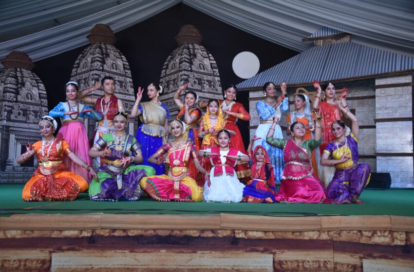  विरासत में अंतरराष्ट्रीय सितार वादक सुभेन्द्र राव की प्रस्तुति ने शमा बांधा