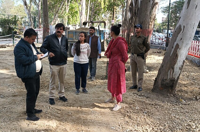  जिलाधिकारी/मुख्य कार्यकारी अधिकार स्मार्ट सिटी लि0 श्रीमती सोनिका के अभिनव पहल से तिब्बती मार्केट के ठीक सामने जनमानस को मिलेगा एक नया पार्क की सौगात।