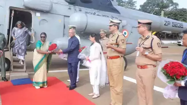  राष्ट्रपति द्रौपदी मुर्मू का पुणे में राज्यपाल ने किया स्वागत
